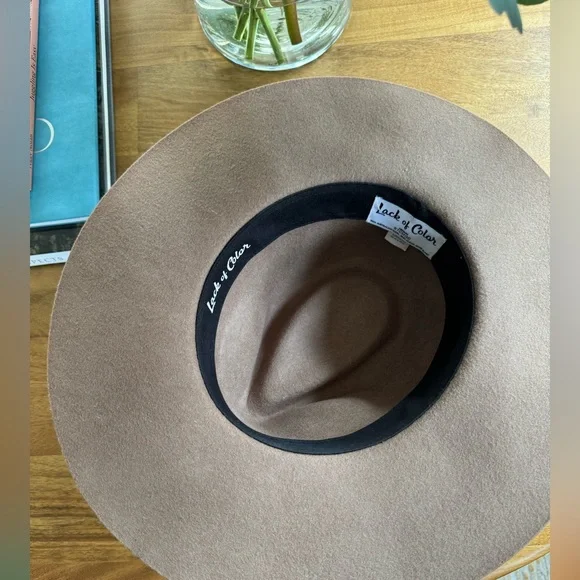 Lack of Color Hat size M in brown/tan display picture 1